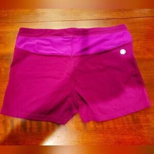 Arete XL blue athletic shorts‎